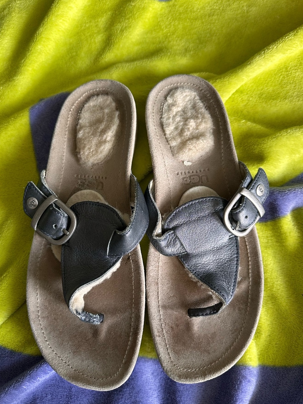 Ugg Australia size 8 warm wool flip flops
